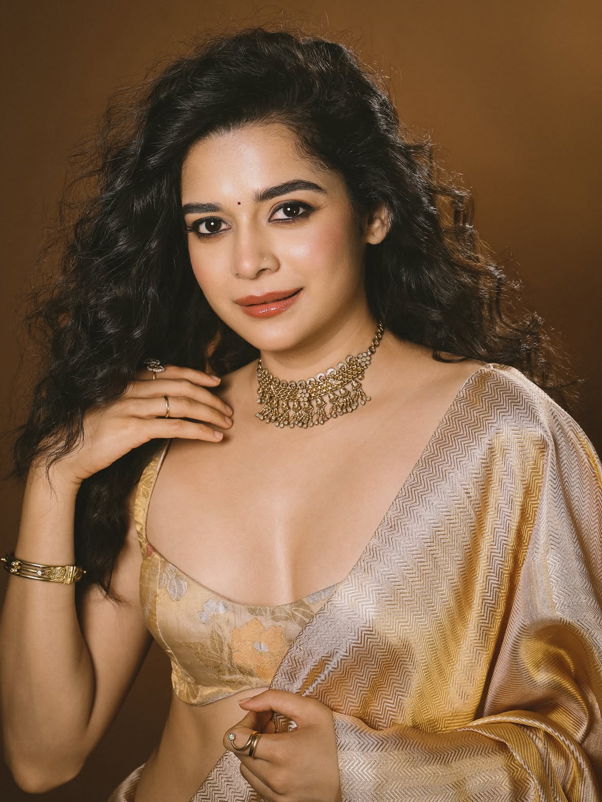 Mithila Palkar Shines in Saree
