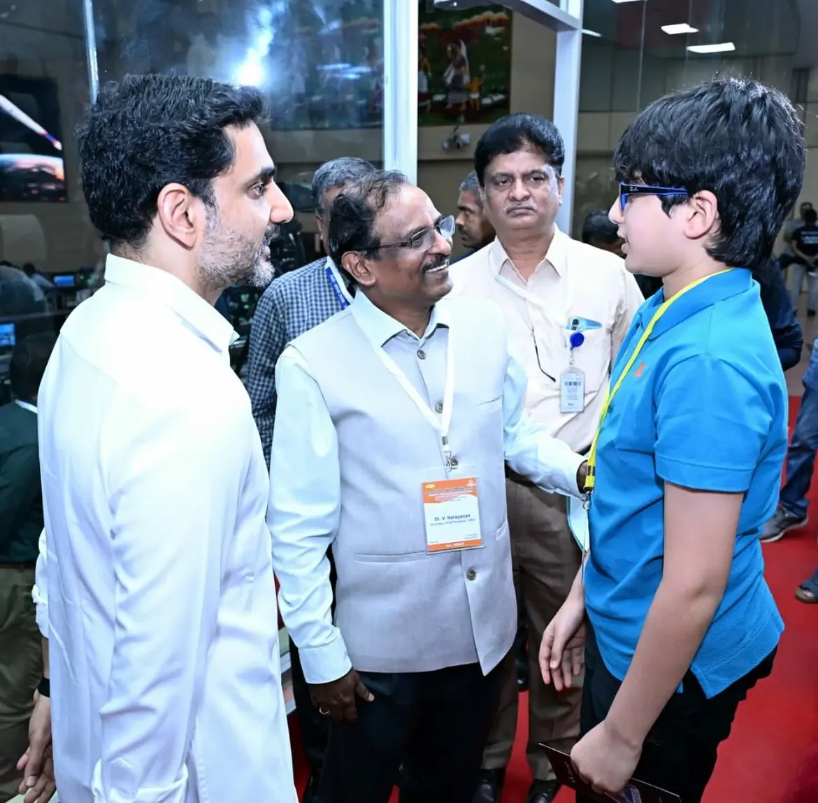 Nara Lokesh Visits Sriharikota with his Son Devansh