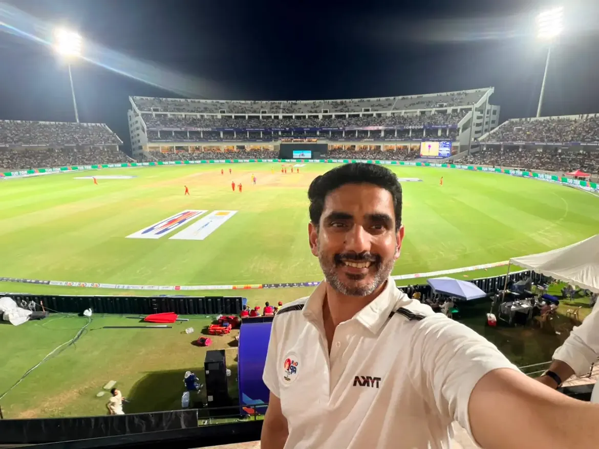 Nara Lokesh Participated in APL Final in Mangalagiri
