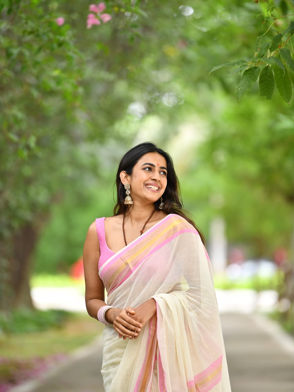 Niharika Konidela Cute Photos in saree