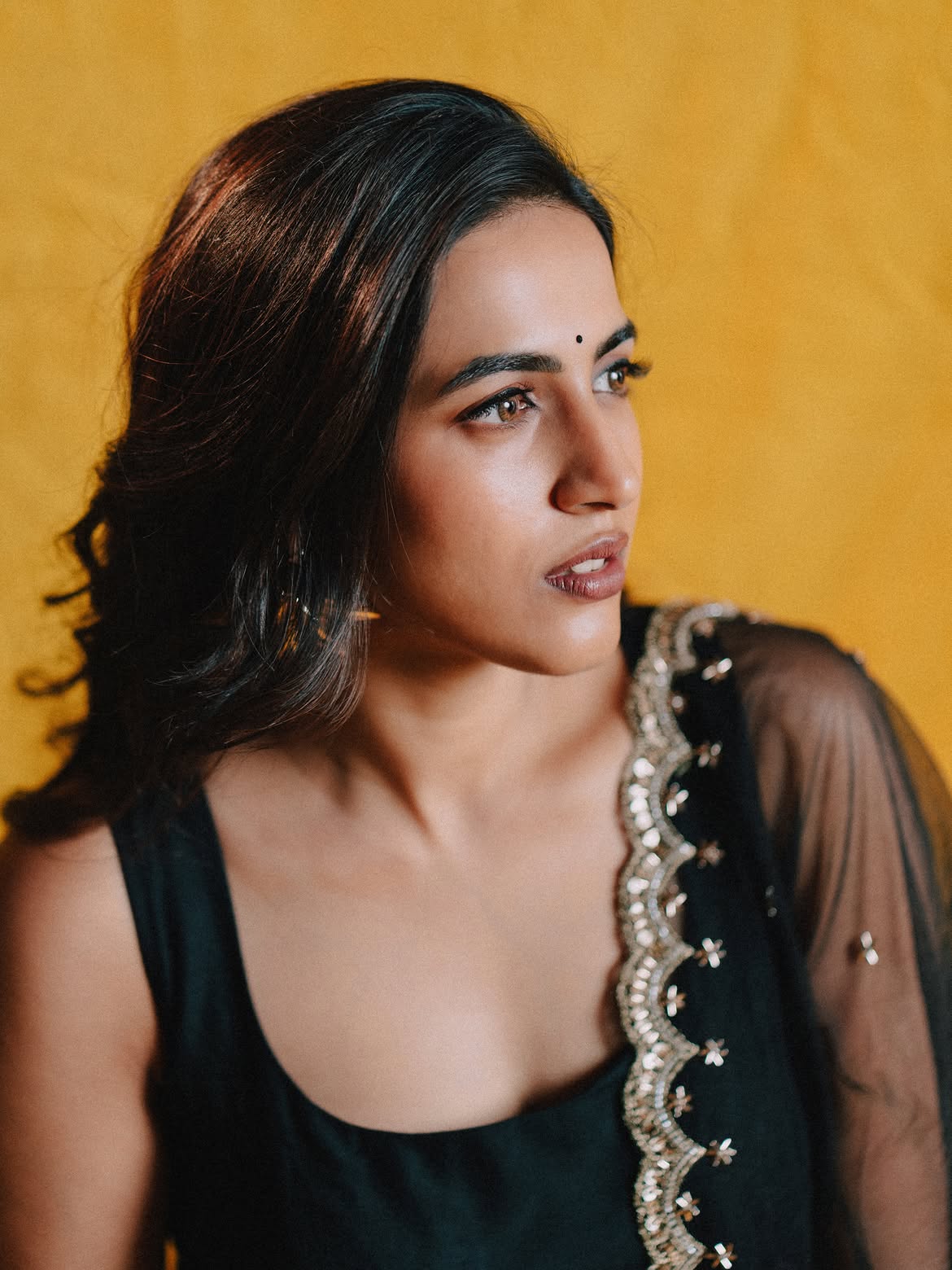 Niharika Konidela Simpul Looks in Black Dress