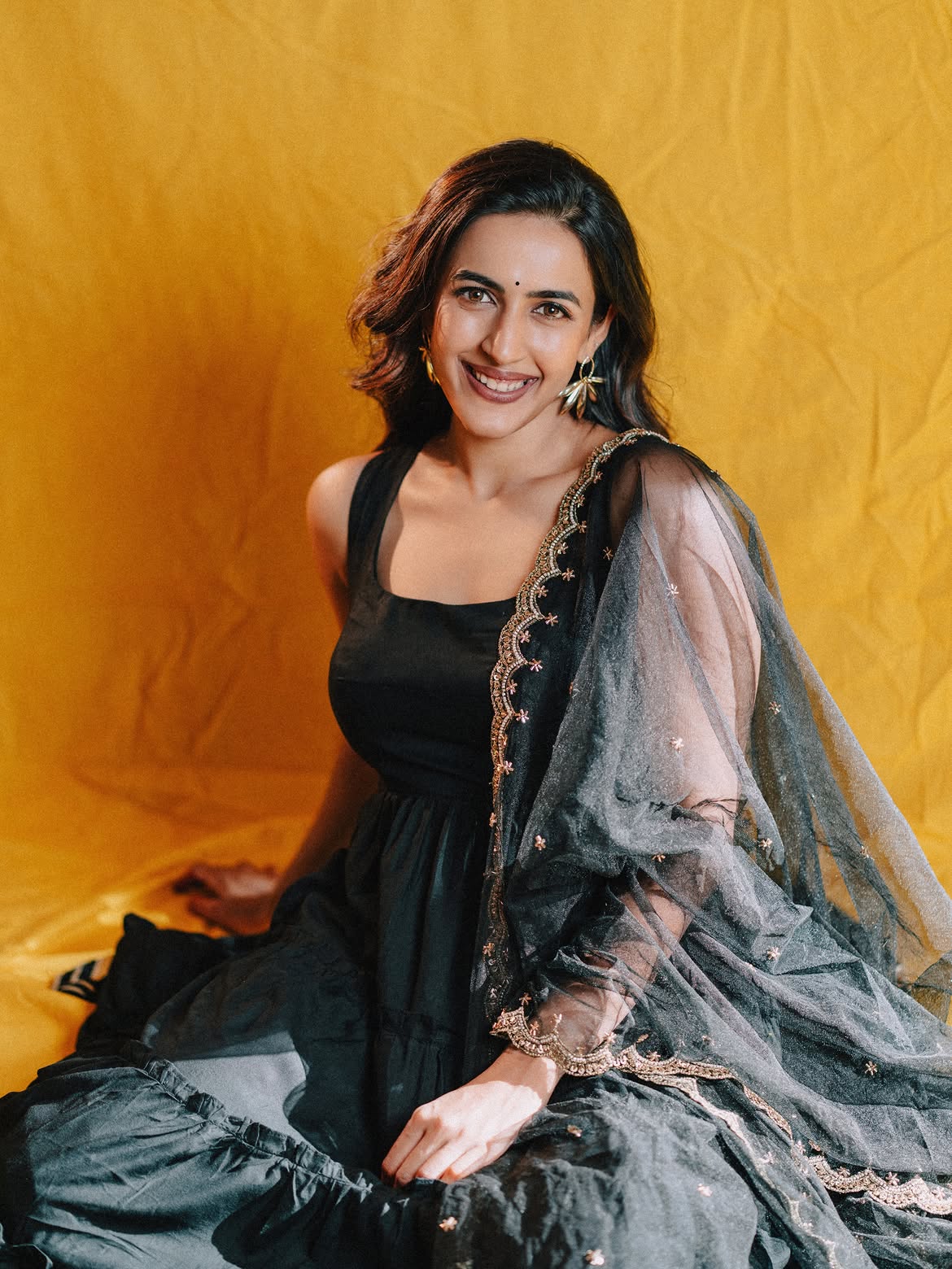 Niharika Konidela Simpul Looks in Black Dress