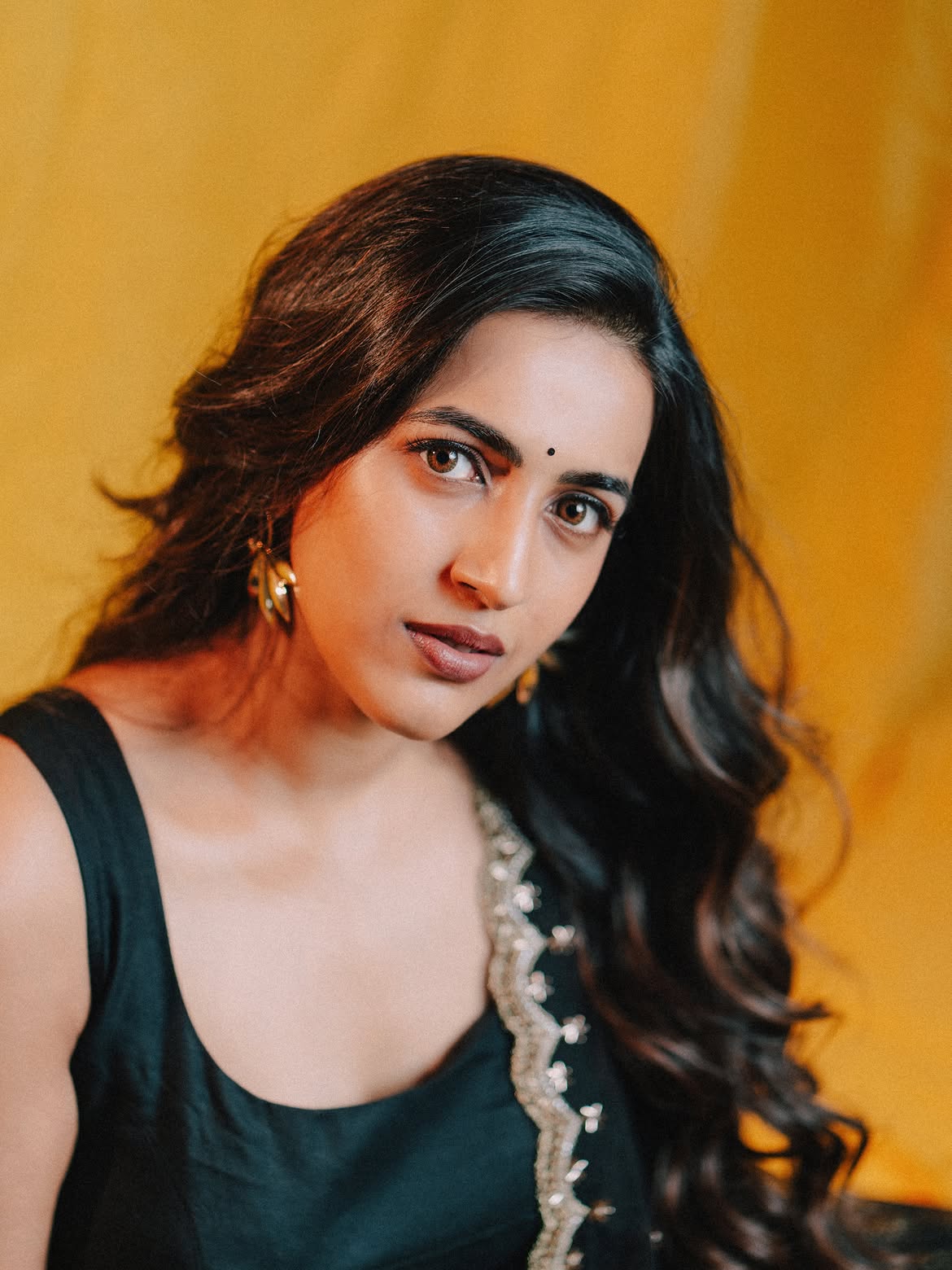 Niharika Konidela Simpul Looks in Black Dress