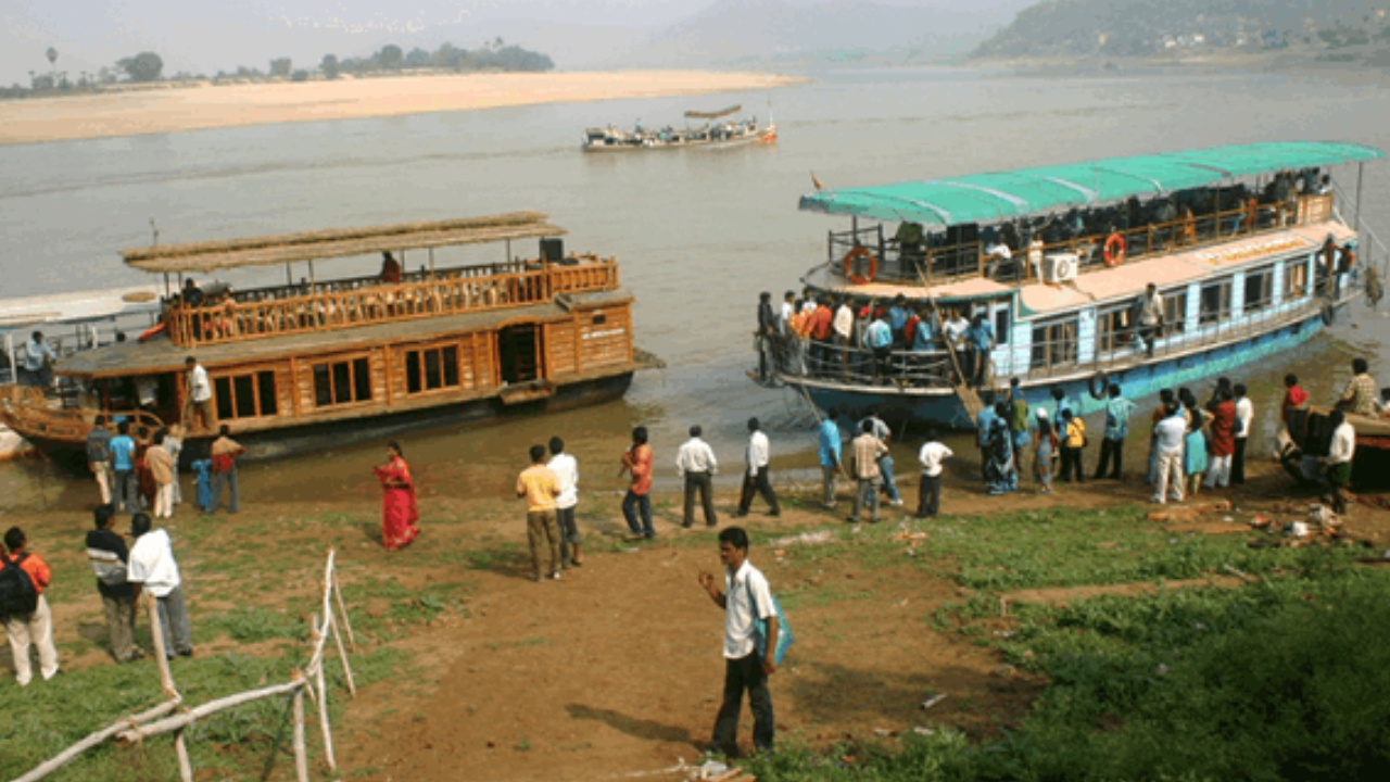 Papikondalu Tour : పాపికొండలు విహారయాత్రకు గ్రీన్‌సిగ్నల్.. 20రోజుల తరువాత పున: ప్రారంభం..