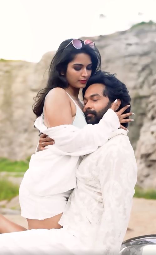 Priyanka Jain Bold Photos with her Lover Shivakumar