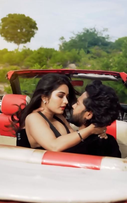 Priyanka Jain Bold Photos with her Lover Shivakumar
