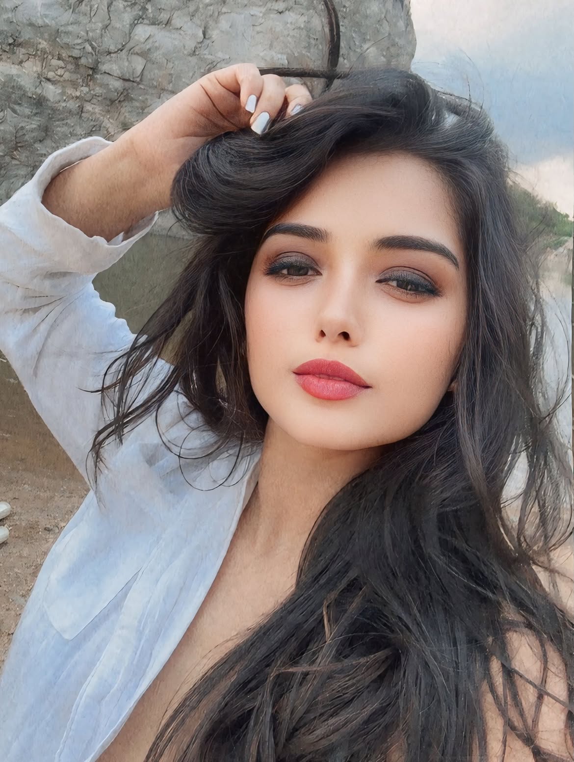 Priyanka Jain Shares Sizzling Photos