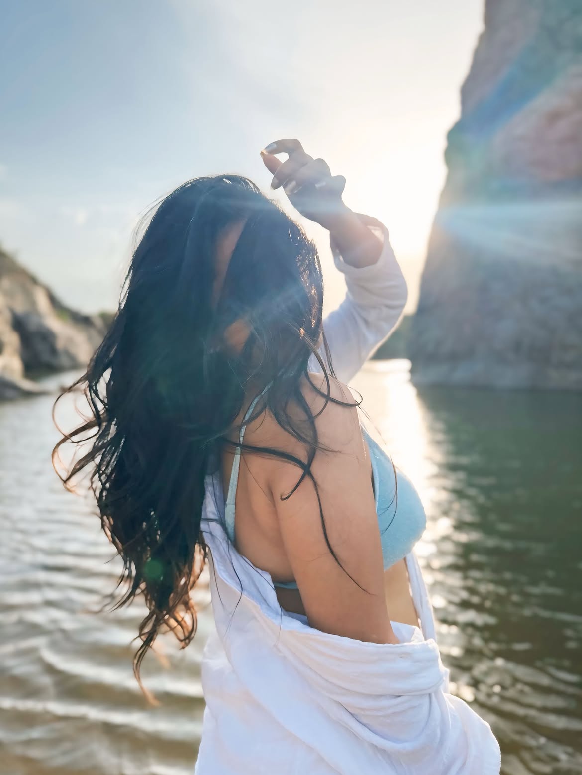 Priyanka Jain Shares Sizzling Photos