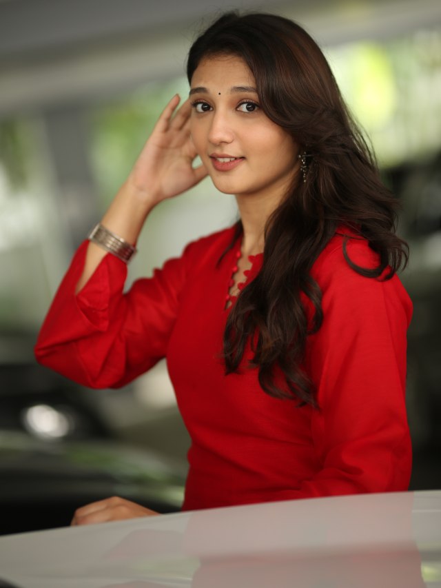 Ritika Nayak Cute Looks in Korean Kanakaraju Promotions