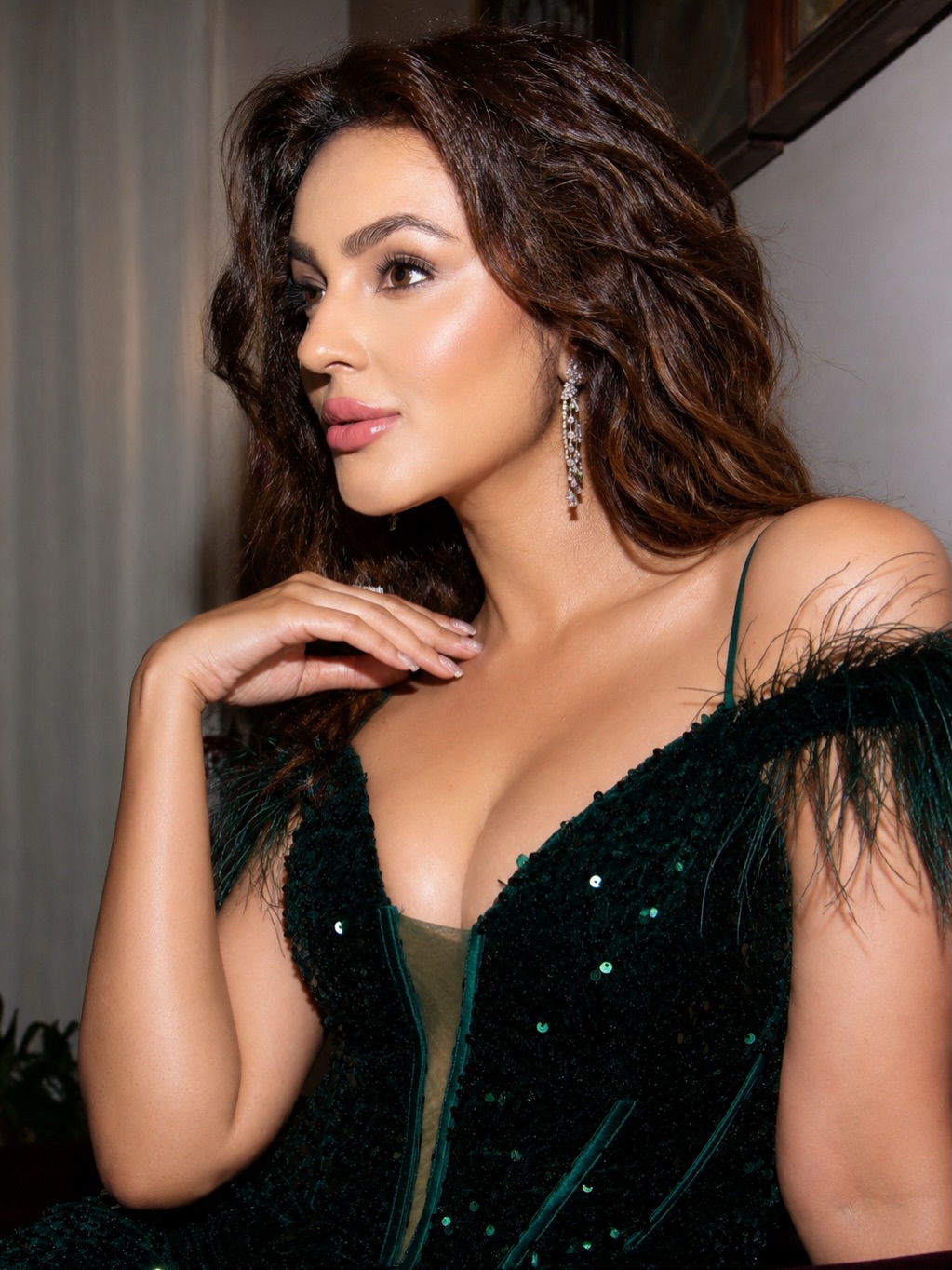 Seerat Kapoor Sizzling Photos in Black Dress