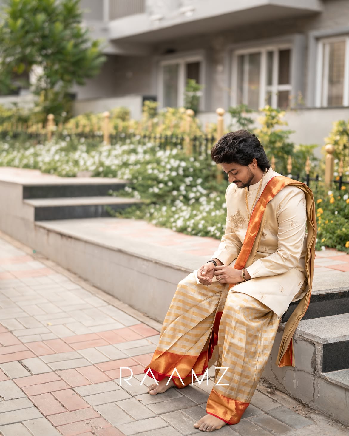 Shanmukh Jaswanth Shares Photos with wife Vaishanvi in Wedding Dress
