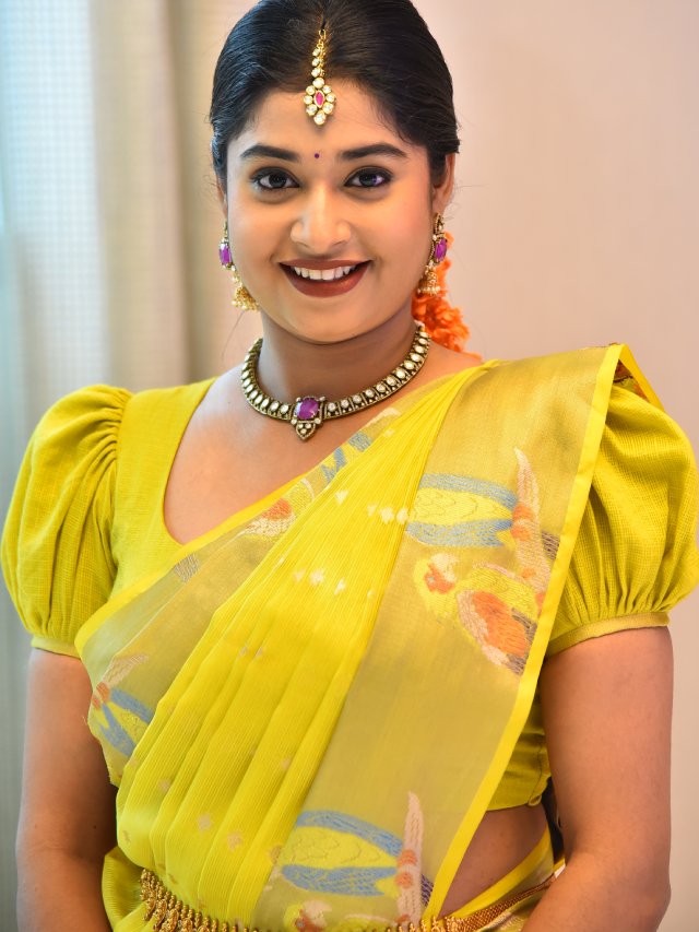 Shrasti Verma Stunning Looks in Half Saree