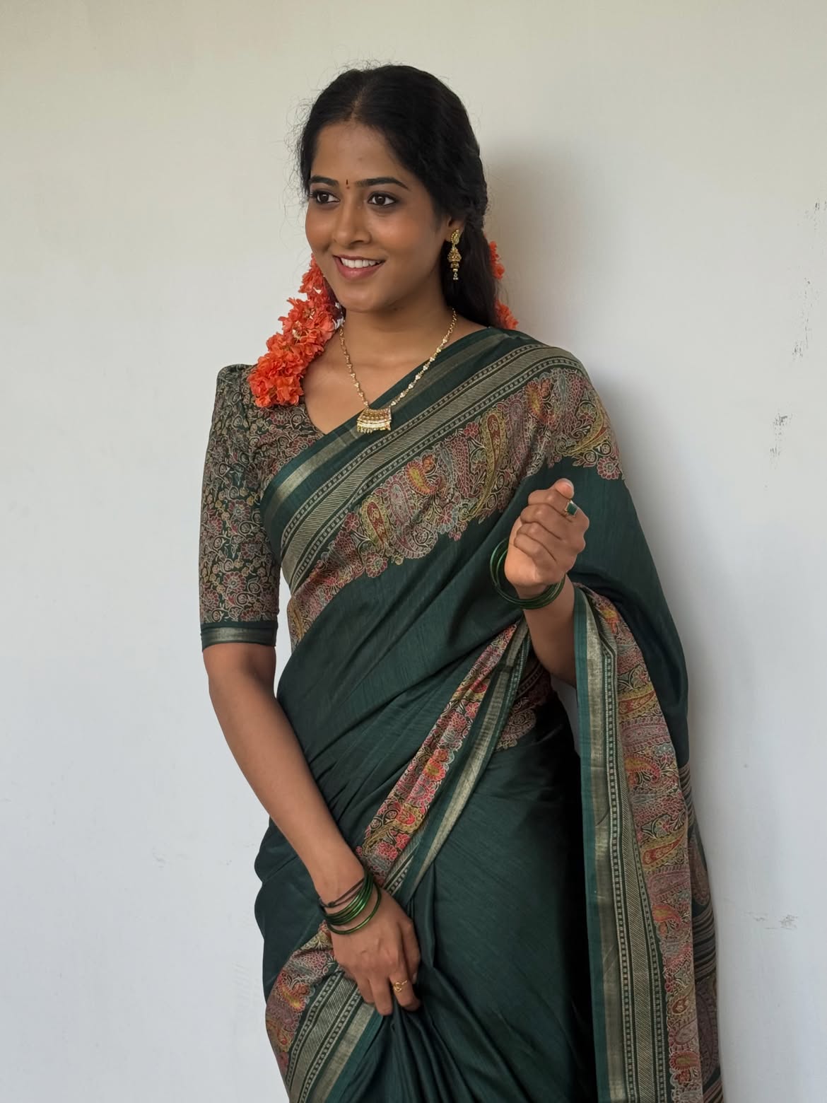 Shravani Reddy Who Acted Bhagyashri Borse Sister Character in Lenin Movie
