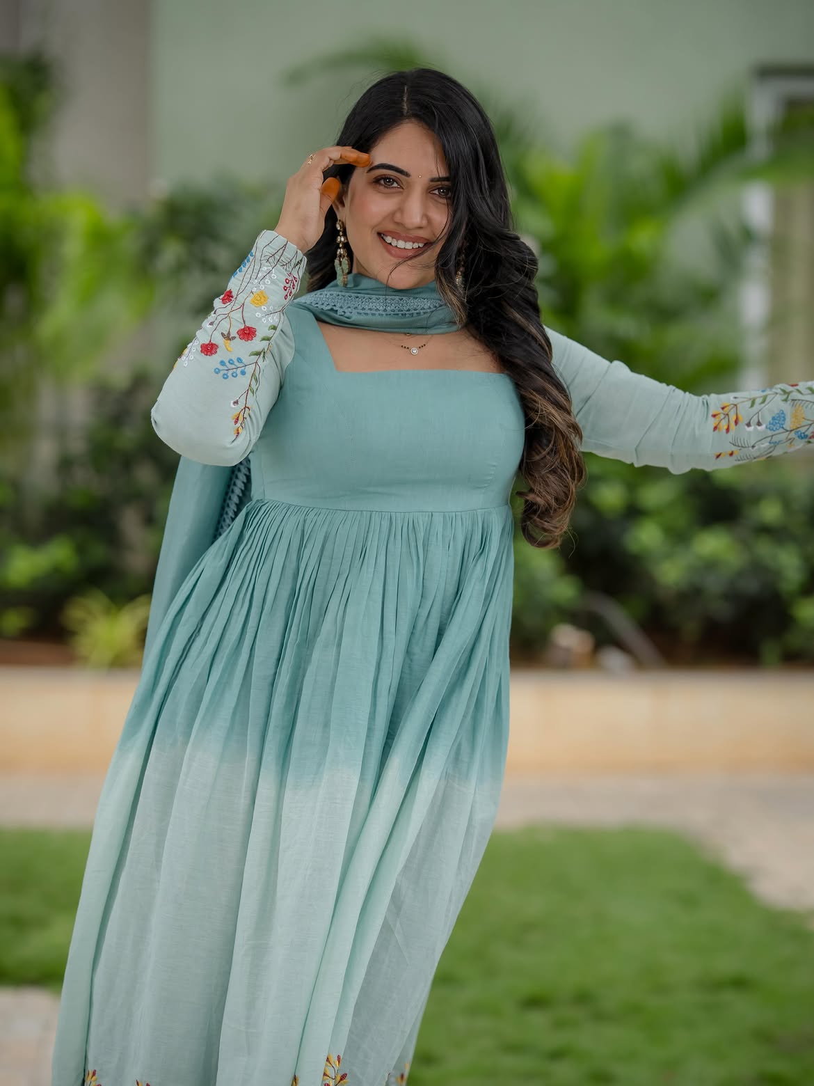 Sravanthi Chokarapu Simple Looks