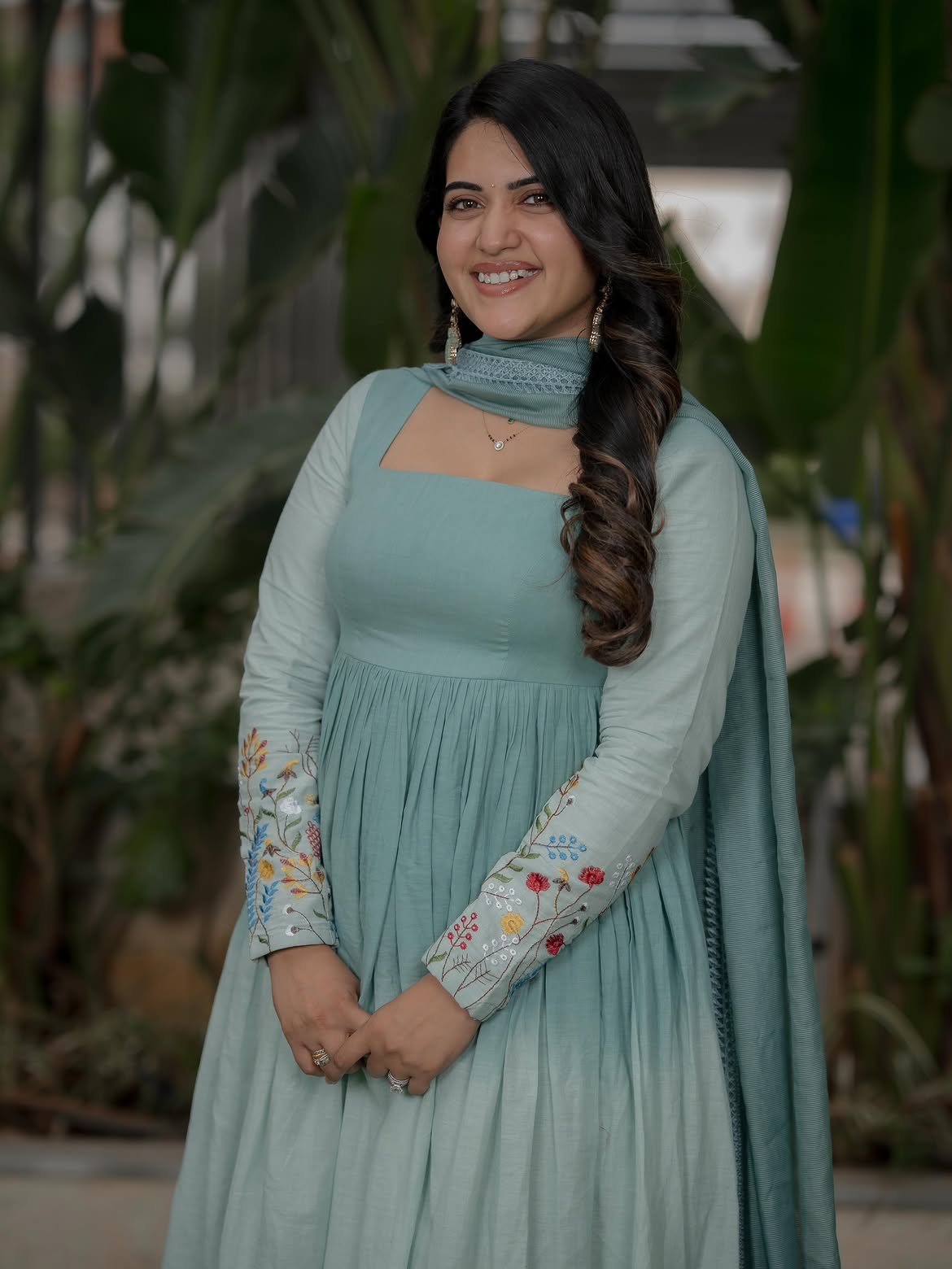 Sravanthi Chokarapu Simple Looks