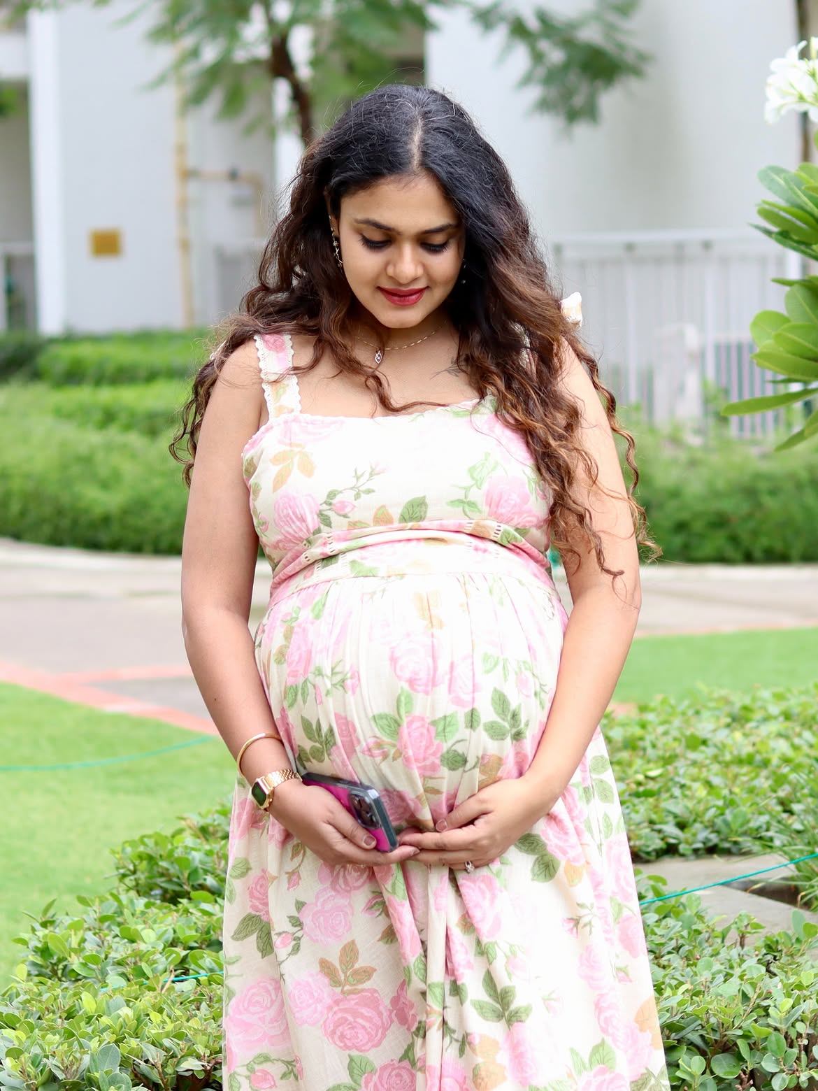 Kerintha Actress Sukrithi Ambati Birthday Celebrations with Baby Bump