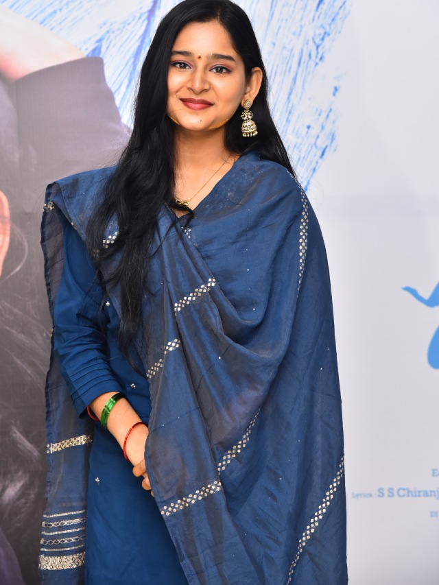Hushar Pittalu Actress Vasavi Ganeshan