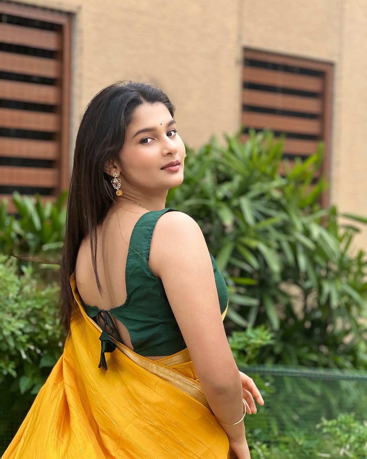 Tamil Child Artist Yuvina Parthavi Entry into Telugu with Venkatesh Trivikram Movie