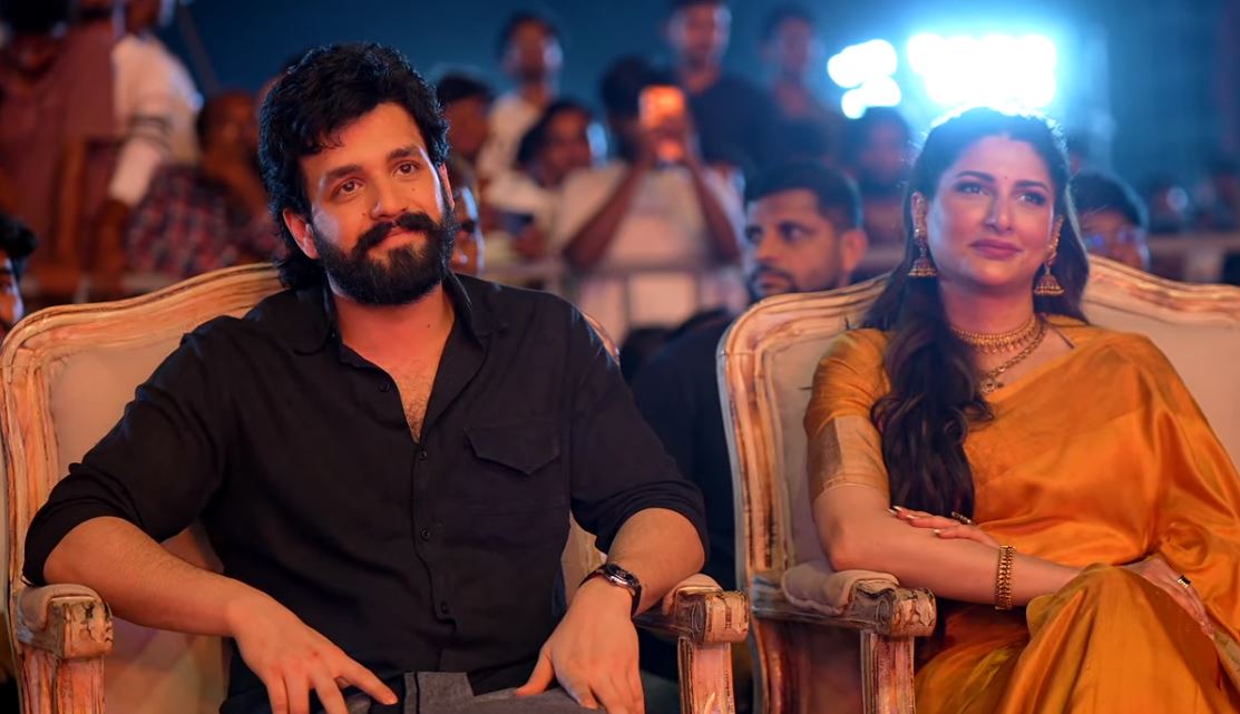 Zainab Ravdjee Akhil Cute Photos from Lenin Success Meet