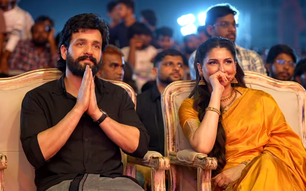 Zainab Ravdjee Akhil Cute Photos from Lenin Success Meet