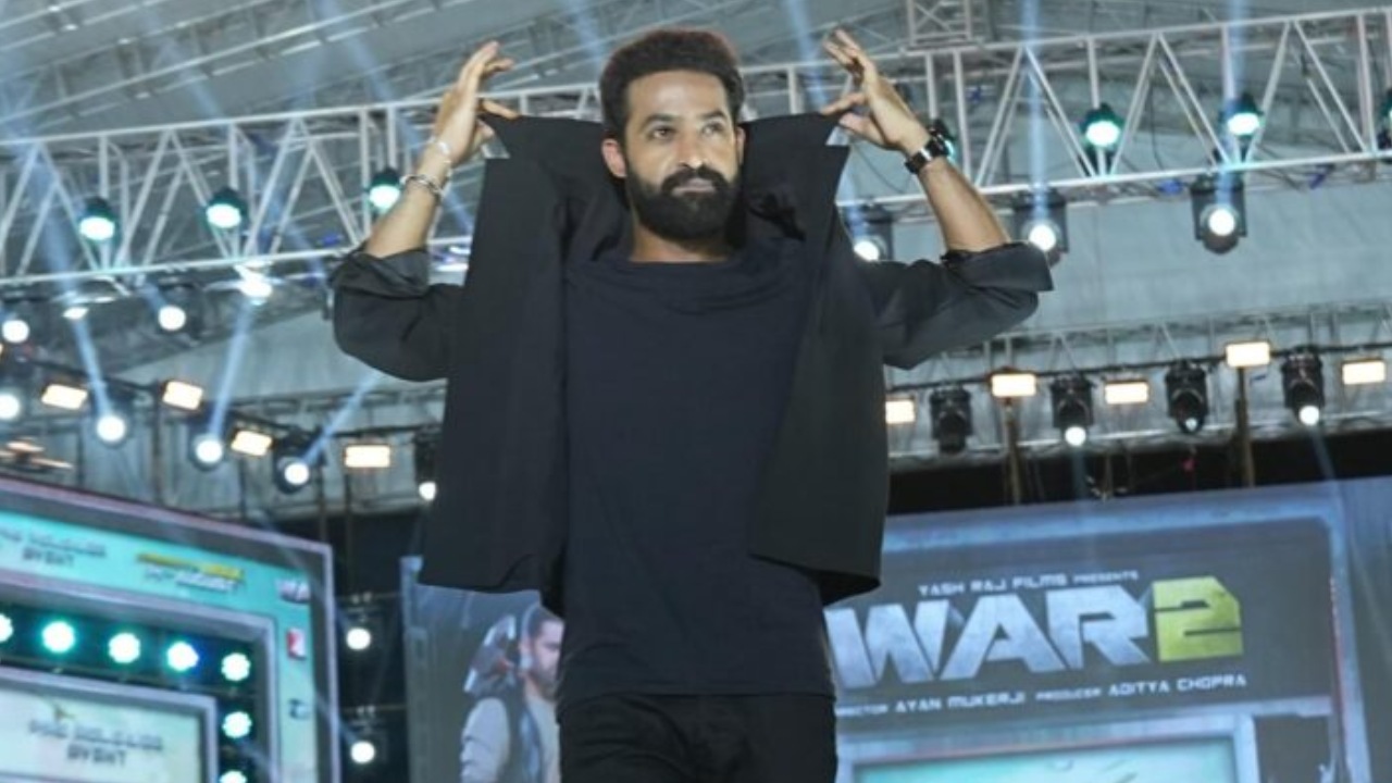 NTR Fans : ఎన్టీఆర్ పేరు చెడగొడుతున్న అభిమానులు.. వందకోట్ల స్కామ్..? రెండు వర్గాలుగా ఎన్టీఆర్ ఫ్యాన్స్..