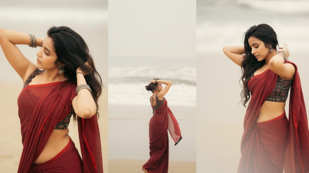 Shivani Nagaram : సముద్రపు హోరును ఆస్వాదిస్తున్న లిటిల్ హార్ట్స్ భామ.. చీరకట్టులో శివాని ఫొటోలు..