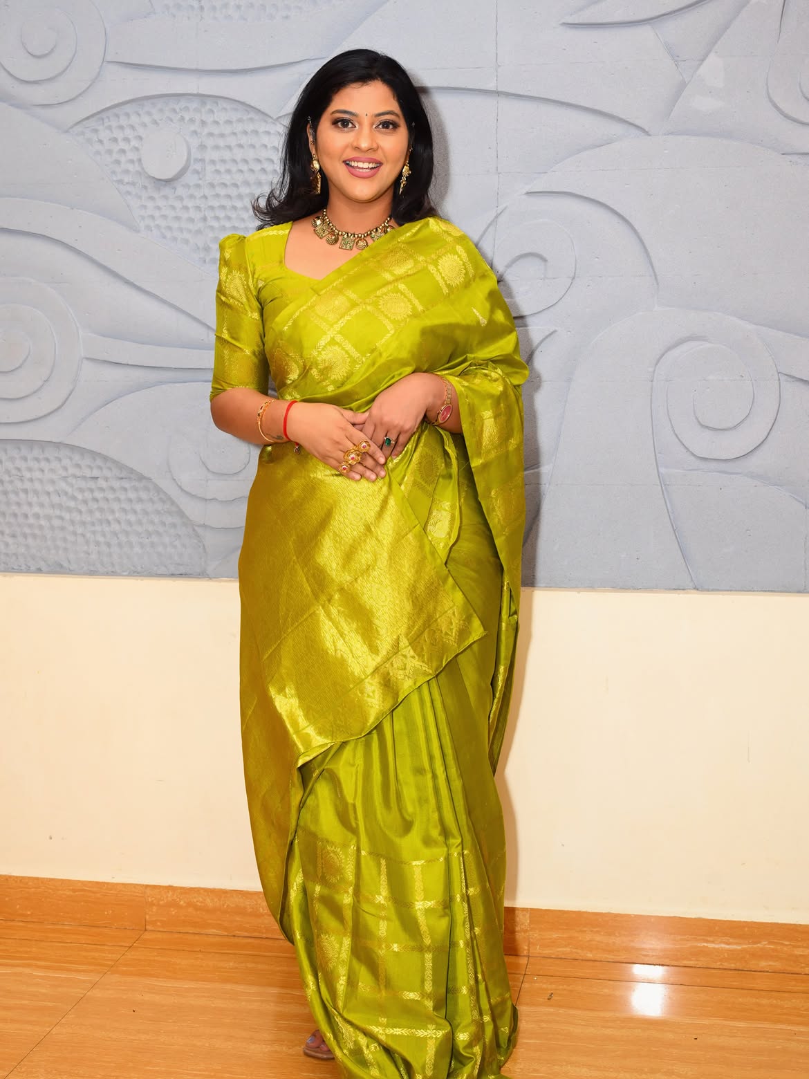 Singer Sameera Bharadwaj Attends Award Function in Saree