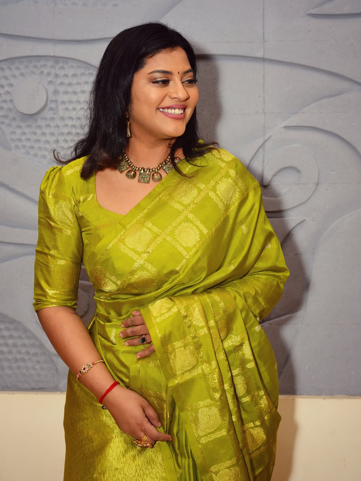 Singer Sameera Bharadwaj Attends Award Function in Saree