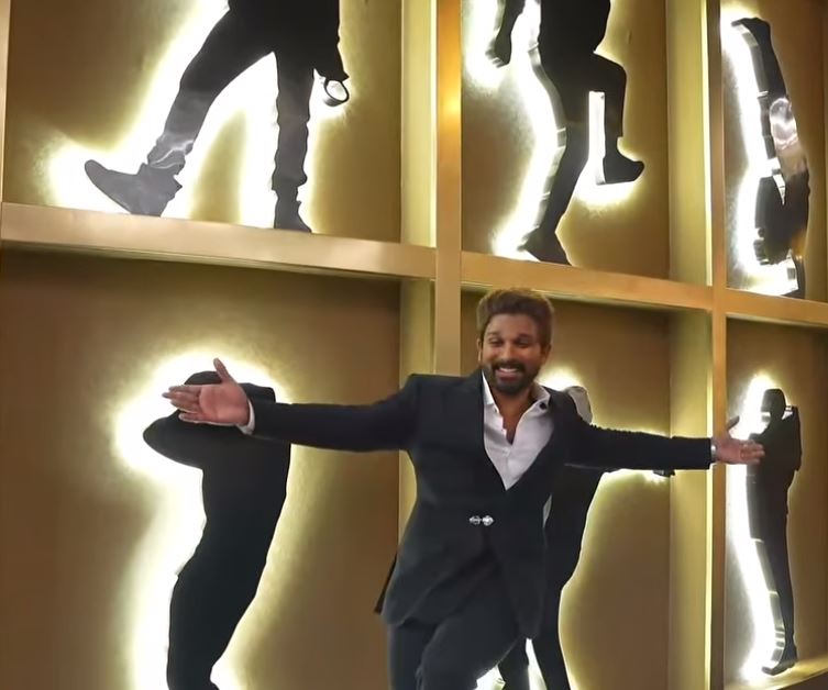 Allu Arjun New AAA Cinemas Grand Opening in Vizag