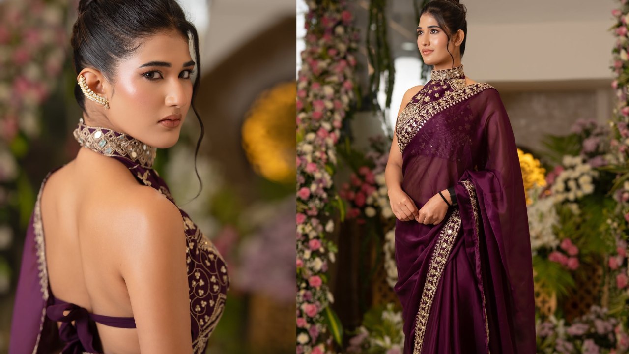 Amrutha Chowdary : చీరలో తెలుగమ్మాయి అమృత చౌదరి అందాలు..