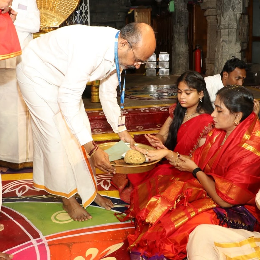 AP Home Minister Vangalapudi Anitha Visits Tirumala Temple with Family