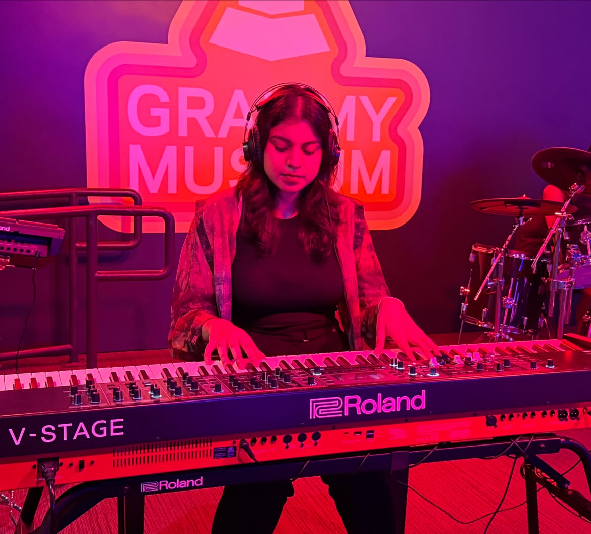 Roja Daughter Anshu Selvamani Shares Photos from Grammy Museum