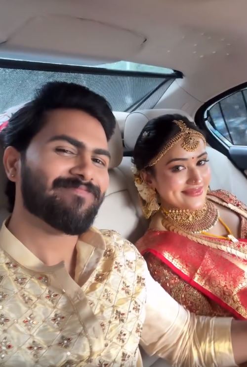 Malayalam Actress Anumol RS Karthu Married Bhuvanesh Rajendiran