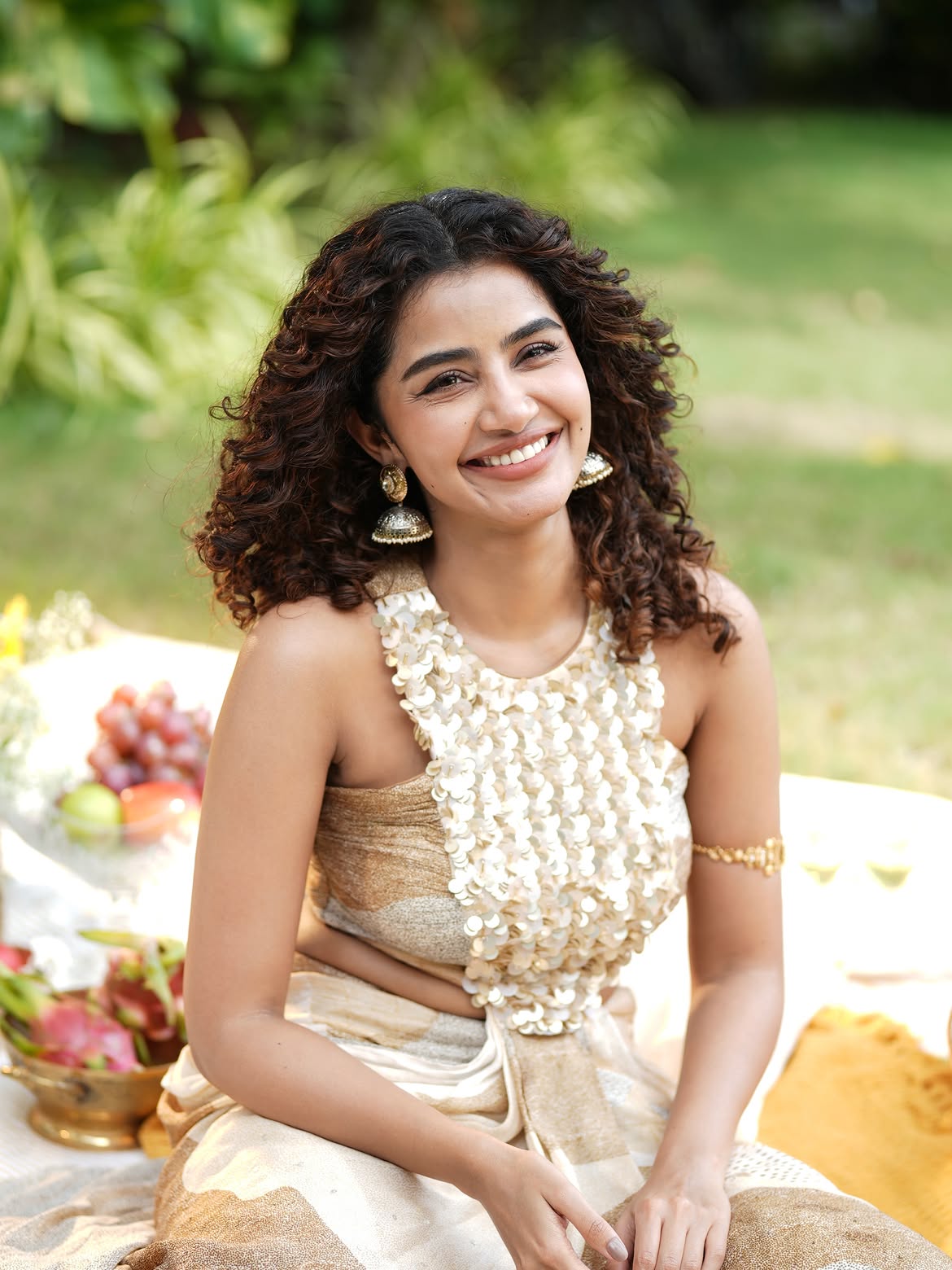 Anupama Parameswaran Stunning Looks with Fruits and Flowers
