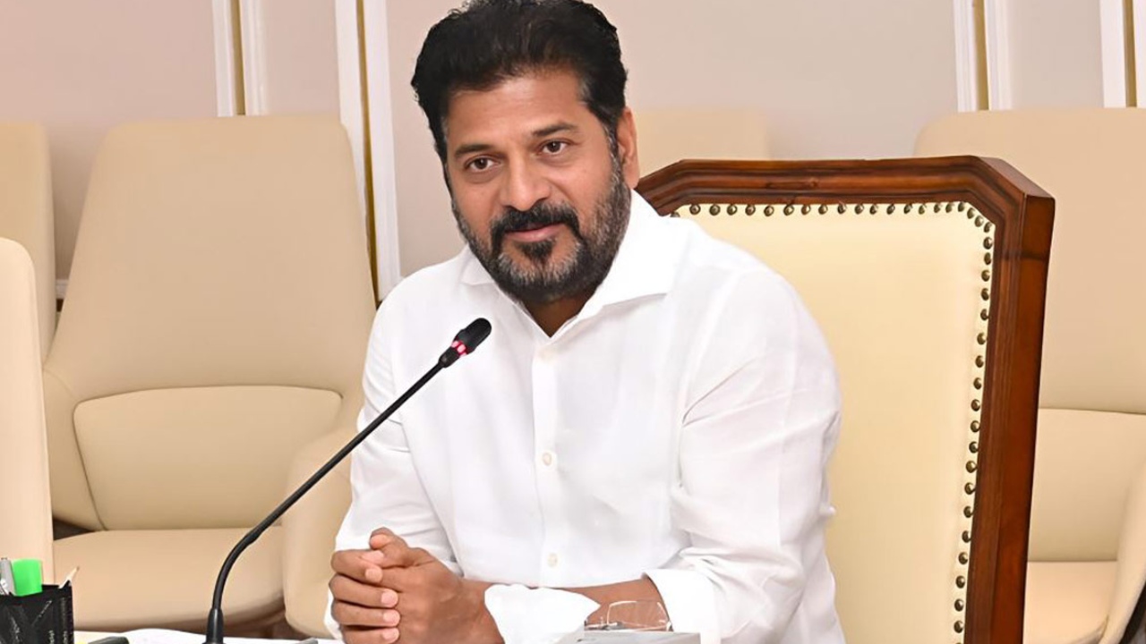 CM Revanth Reddy : రేవంత్ రెడ్డి.. మామ్దానీని కలవడానికి భారత ప్రభుత్వం ఎందుకు ఒప్పుకోలేదు?