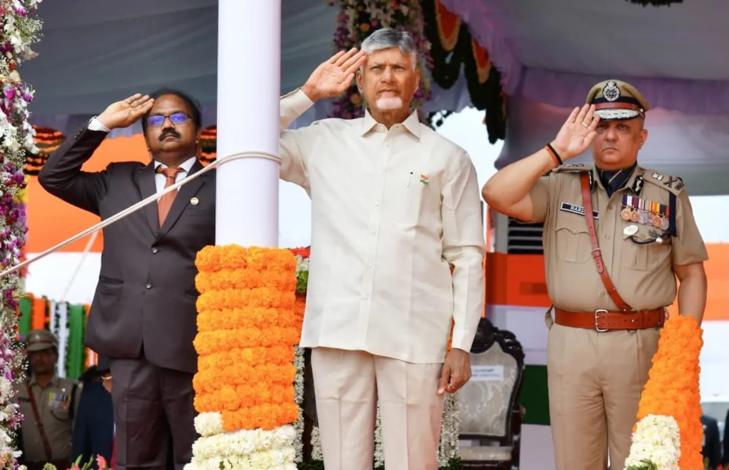 CM Chandrababu Naidu Celebrated Independence Day Celebrations in Amaravati