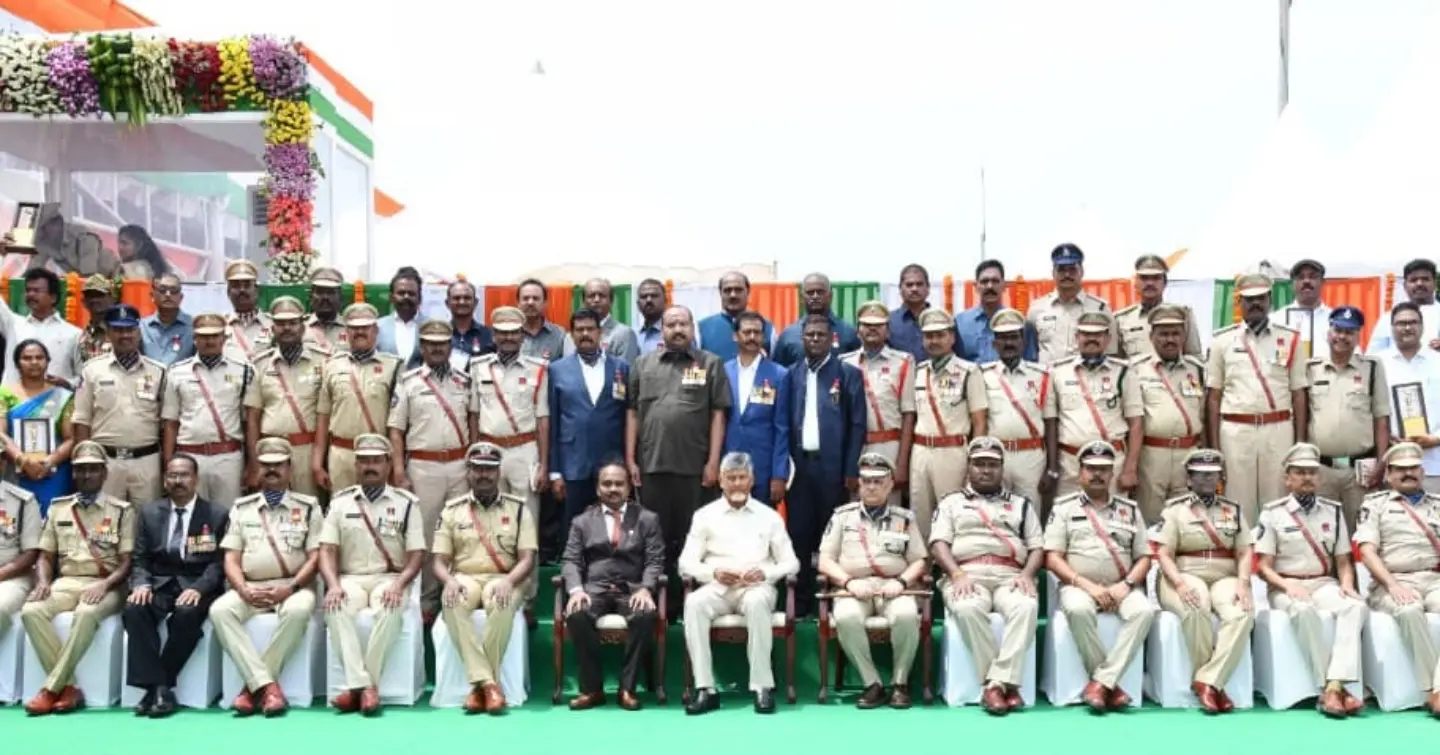 CM Chandrababu Naidu Celebrated Independence Day Celebrations in Amaravati