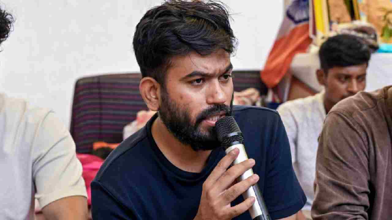 CJP Party: సీజేపీ పార్టీ కోటి విరాళంపై అనుమానాలు.. అభిజిత్ దీప్కే తండ్రి ఆర్థిక పరిస్థితిపై విచారణ.. దర్యాప్తుకు డిమాండ్