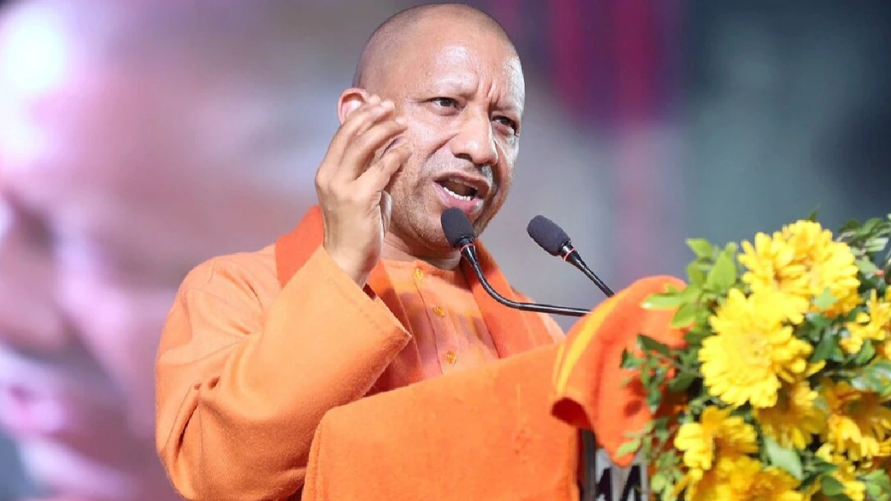 Yogi Adityanath: 1947 నాటి ఘోరానికి కాంగ్రెస్ దే బాధ్యత.. మోడీ ప్రధానిగా ఉండుంటే..  సీఎం యోగి సంచలన కామెంట్స్