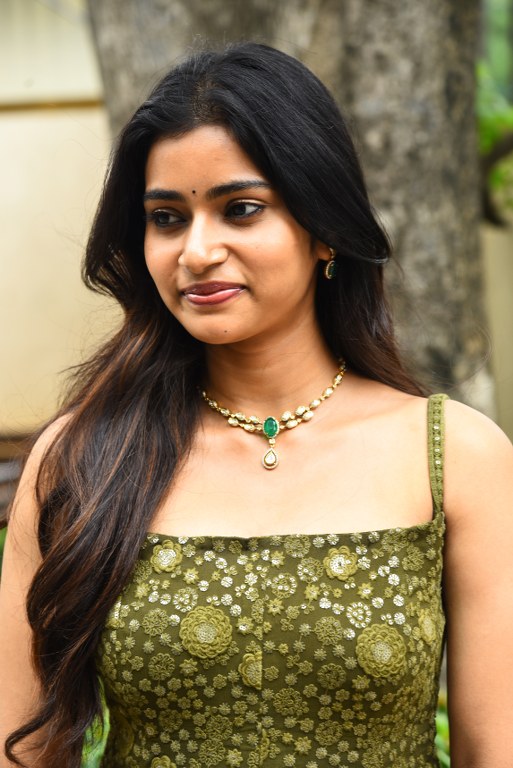 Tanmai Kushi Simple Looks in Green Dress