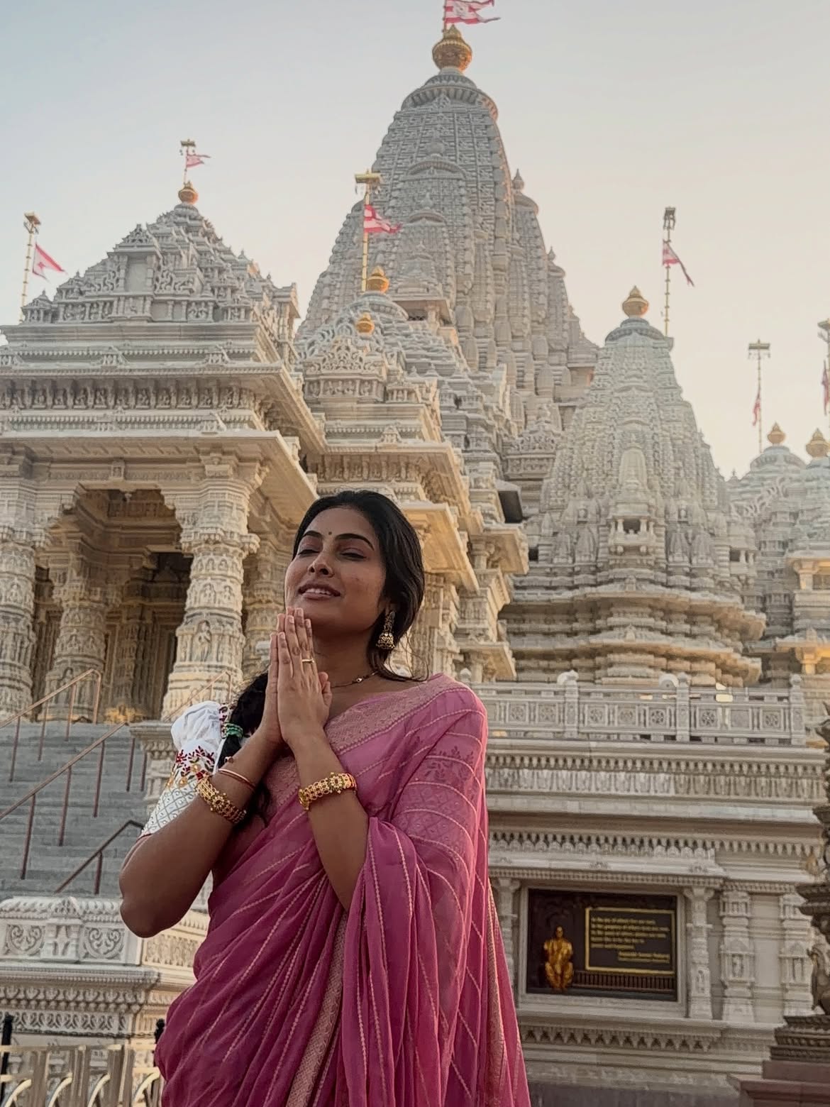 Divi Shares Traditional Photos from BAPS Temple New Jersey