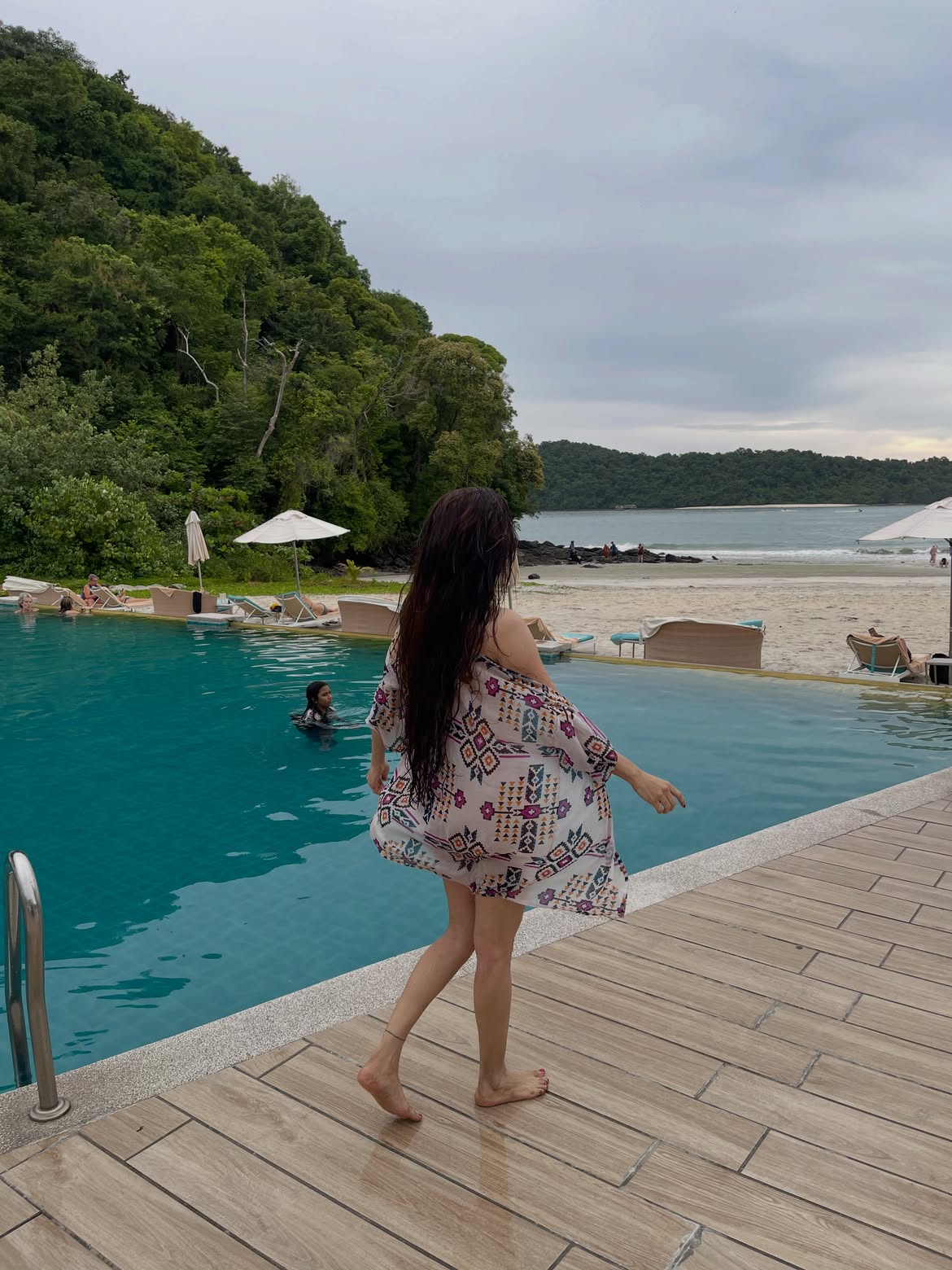 Divyabharathi Sizzling Photos from Malaysia Vacation