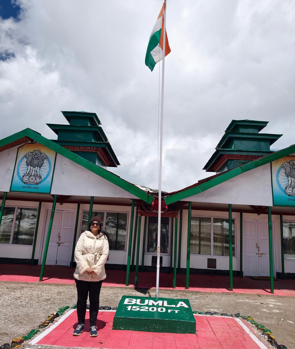 Gayatri Bhargavi Celebrated Independence Day in Himalayas