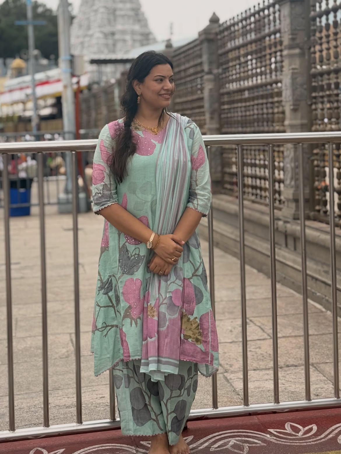 Geetha Madhuri Visits Tirumala With Family