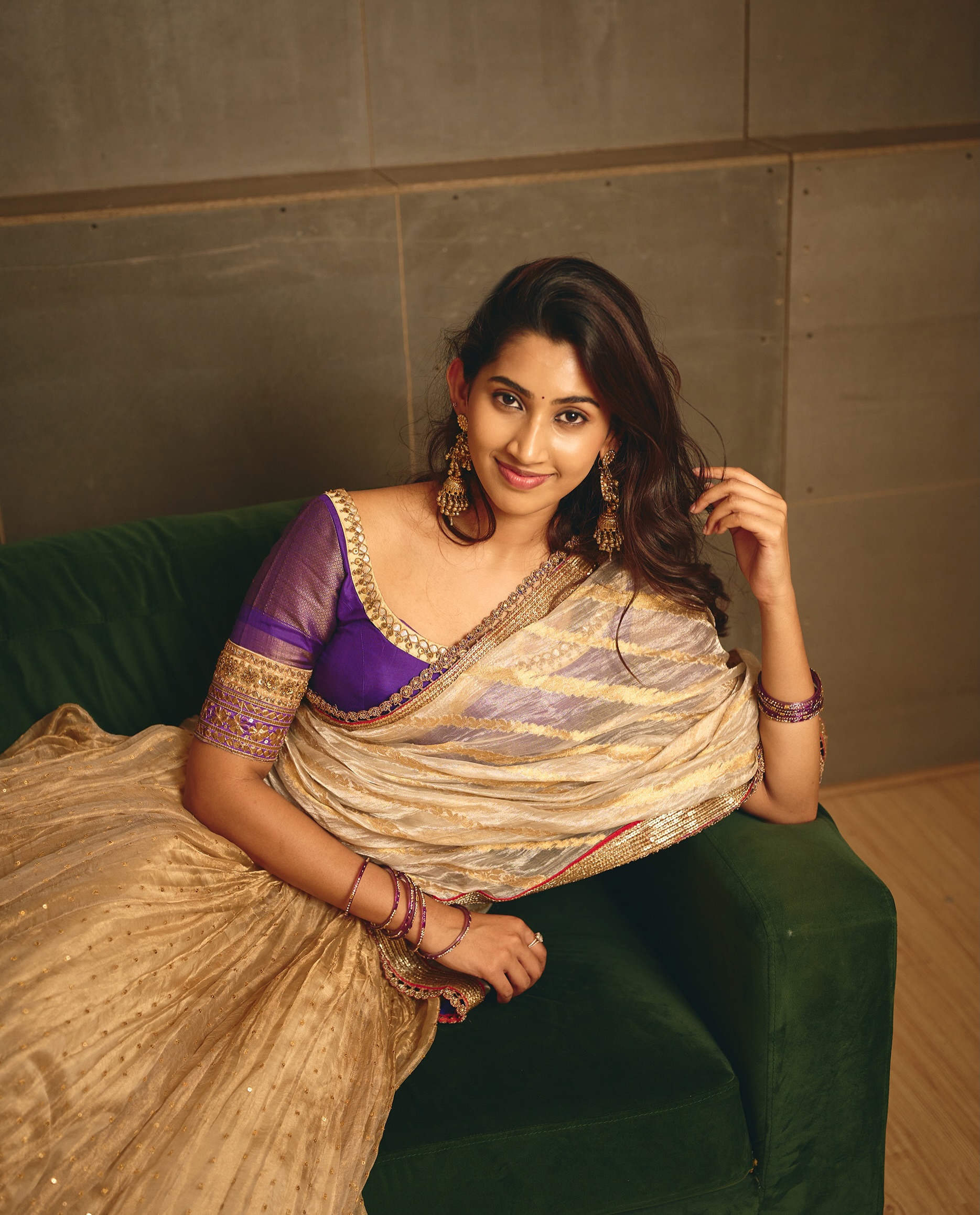 Pallaburusu Actress Gomathy Reddy Stunning Looks