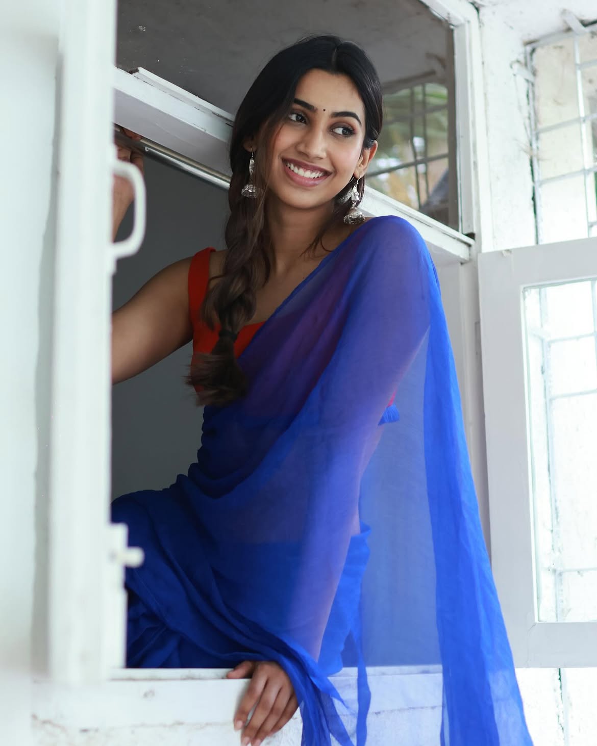 Pallaburusu Actress Gomathy Reddy Stunning Looks