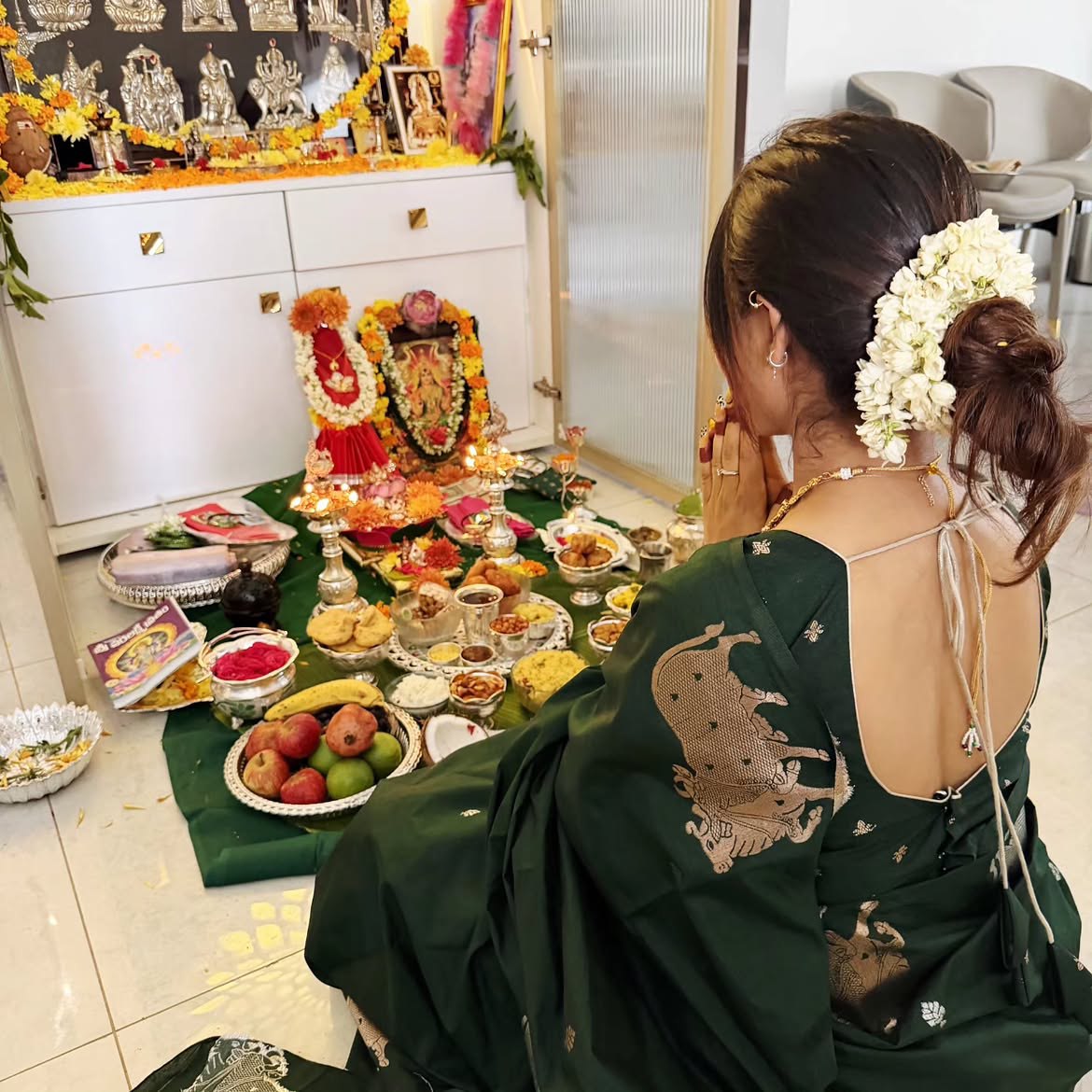 Ishwarya Vullingala Varalakshmi Vratham With Family