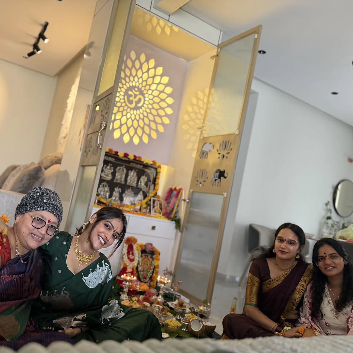 Ishwarya Vullingala Varalakshmi Vratham With Family