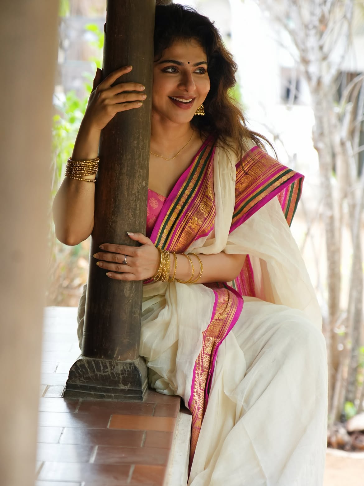 Iswarya Menon Onam Special Saree Looks