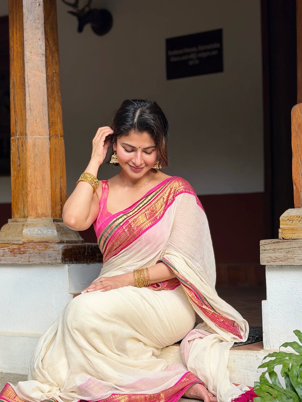 Iswarya Menon Onam Special Saree Looks